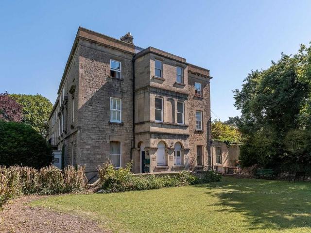 Flat for rent in Beechen Cliff, Dulcote