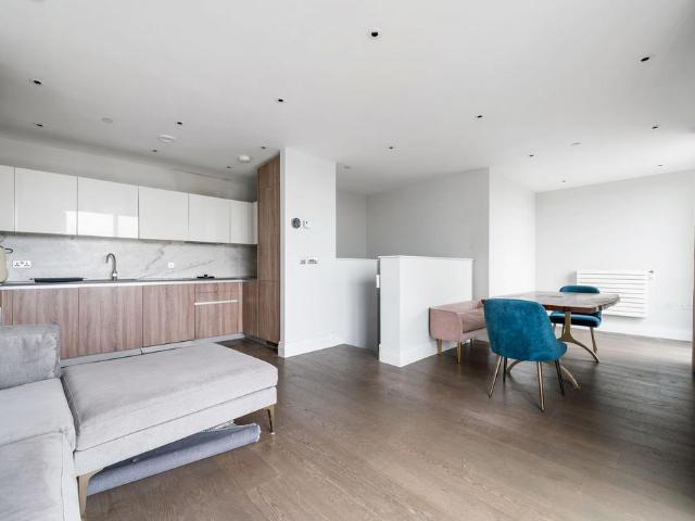 Flat for rent in Norbiton, Greater London