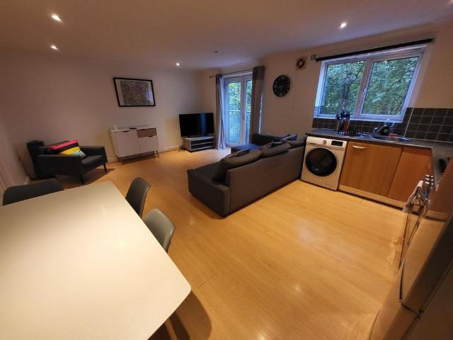 Apartment for rent in Hulme, Georgia