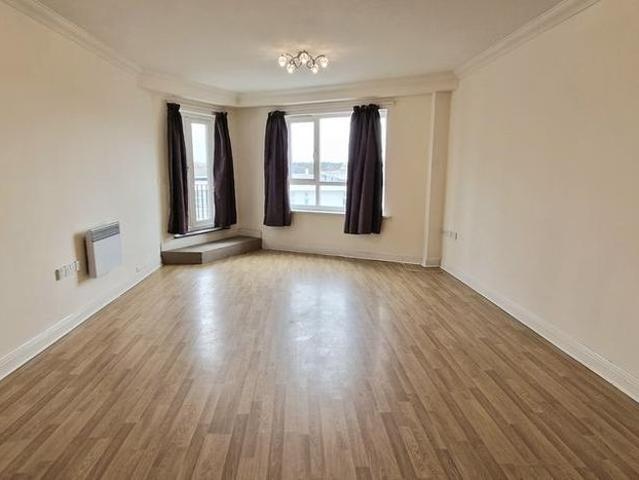 Apartment for rent in Holywell Estate, North Watford