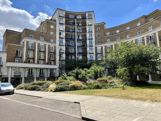 Flat for rent in St. John's Wood, Greater London