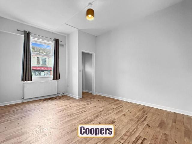 Apartment for rent in Spon End, West Midlands