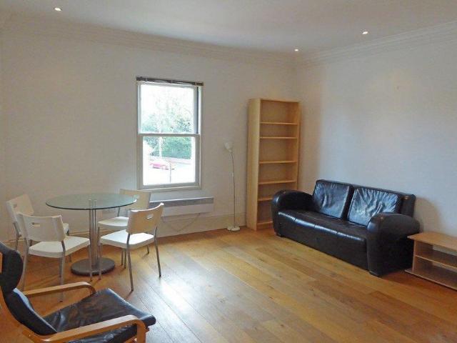Apartment for rent in Green Close, Warwickshire