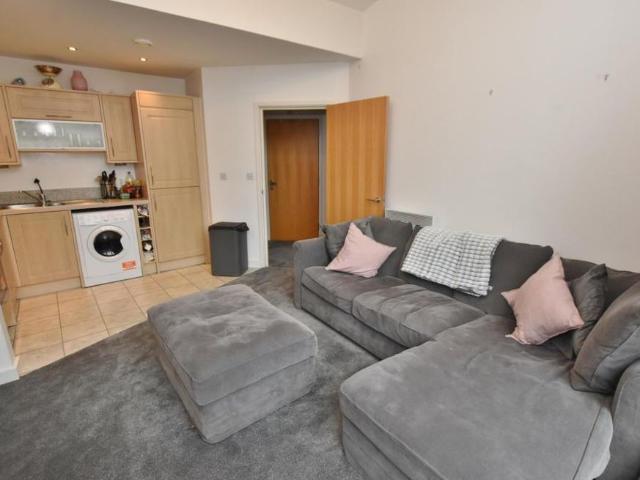 Apartment for rent in Midway, Kent