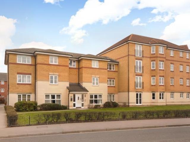 Flat for rent in Enborne, West Berkshire