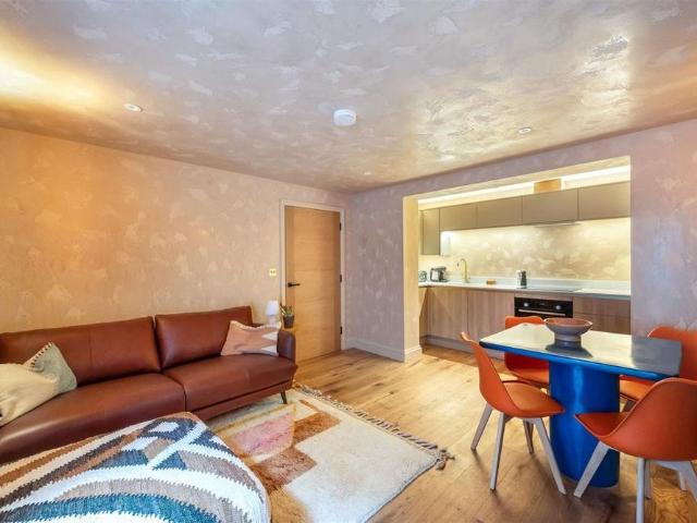 Apartment for rent in Round Hill, Brighton & Hove