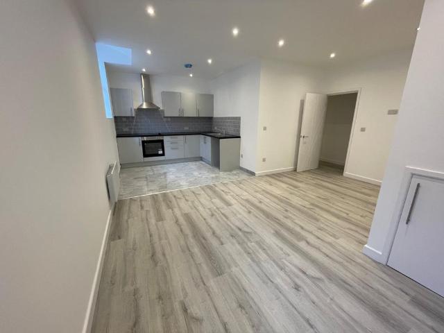 Flat for rent in Worthing, West Sussex