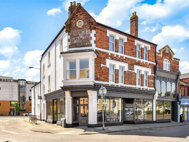 Flat for rent in Rodbourne, Swindon