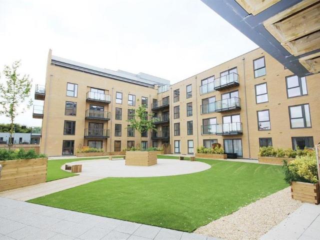 Flat for rent in Nash Mills, Dacorum