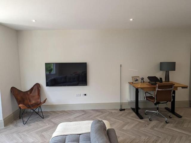 Apartment for rent in Highcliffe