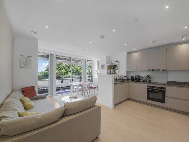 Flat for rent in Gospel Oak, Greater London