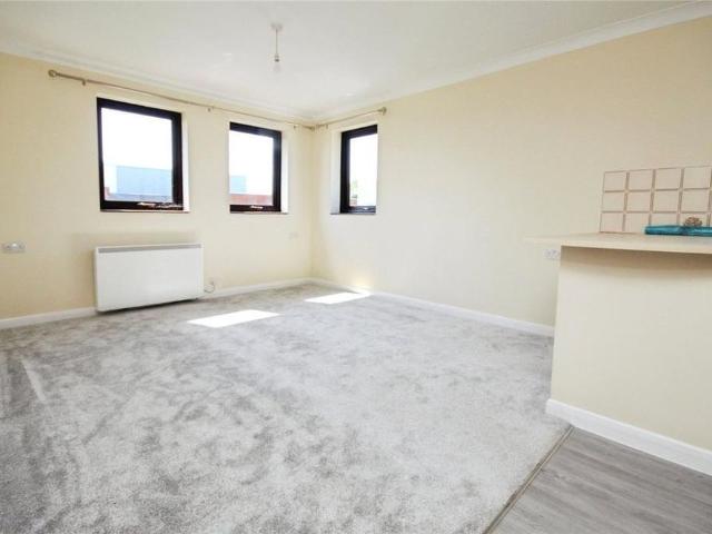 Apartment for rent in Marks Gate, Greater London