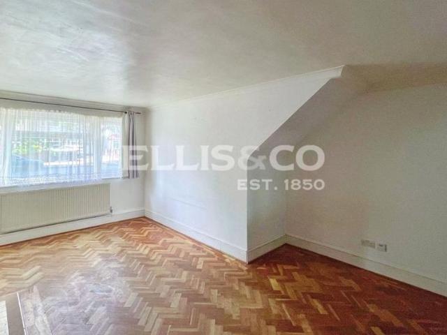 Apartment for rent in London Borough of Ealing, Hanwell