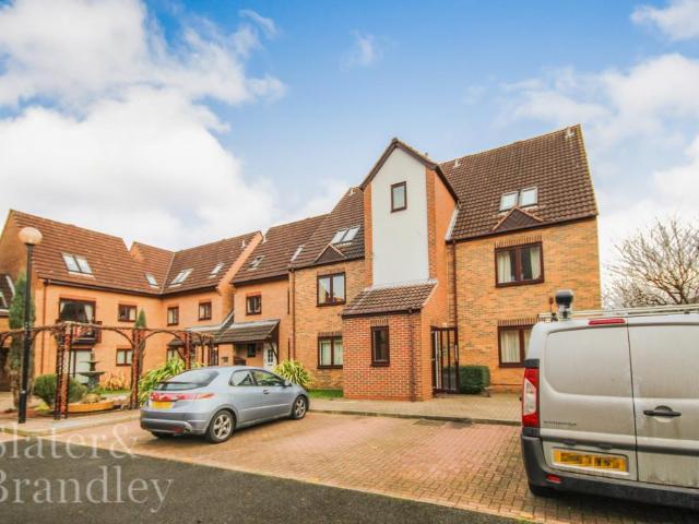 Flat for rent in Haddon, Isle Of Man