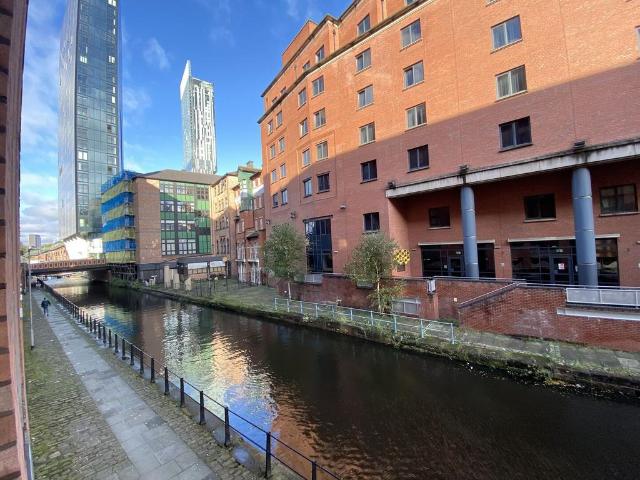 Flat for rent in City Centre, Georgia