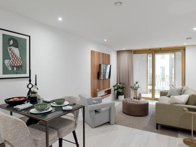 Flat for rent in St Helier, Greater London