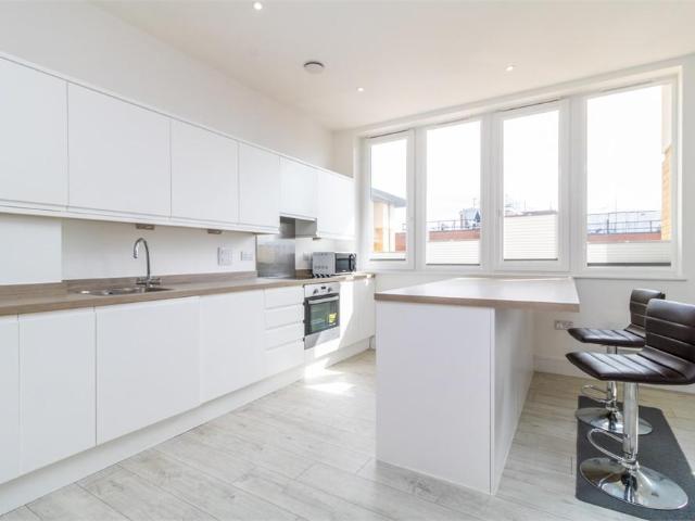 Flat for rent in Birch Green, Lower Halliford