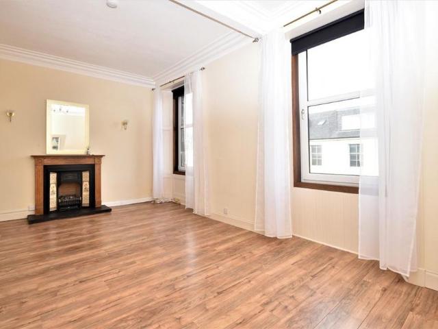 Apartment for rent in Bridgend, Moneydie