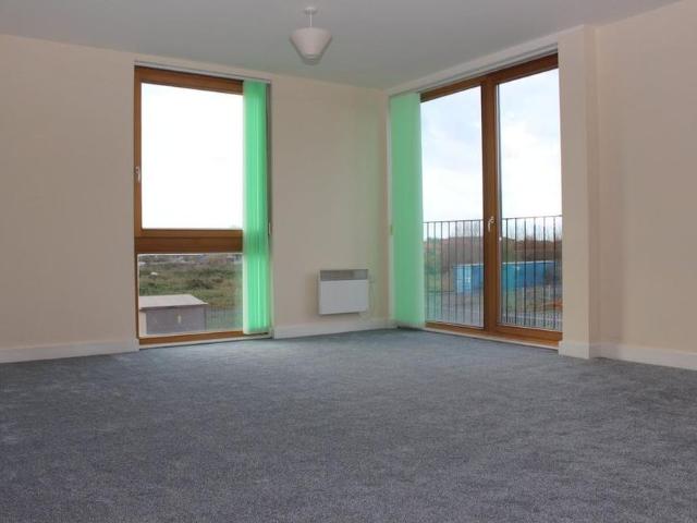 Apartment for rent in Cliff Hill, Green Close