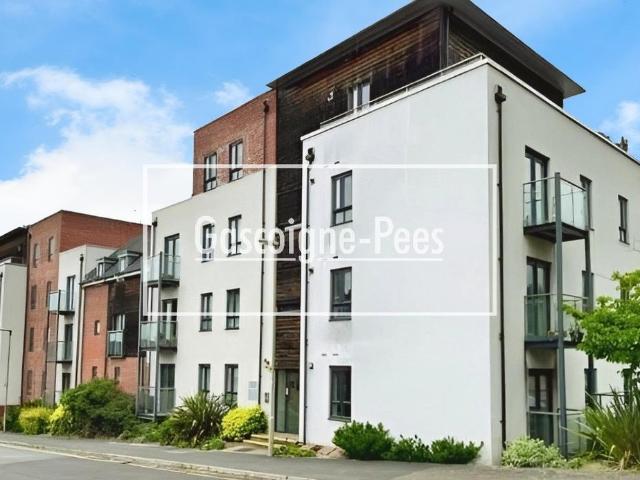 Flat for rent in Priest Down, Hampshire