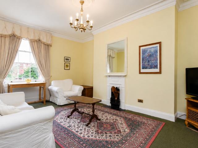 Apartment for rent in The Close, Hampshire