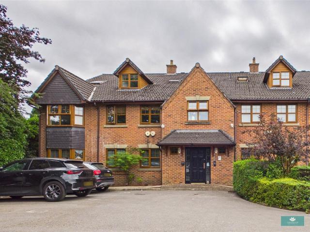 Flat for rent in Buersil, Burnedge