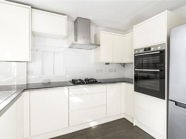 Flat for rent in The Slade, Oxfordshire