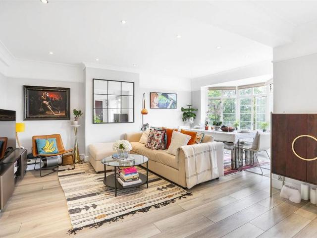 Apartment for rent in Carshalton Beeches, Greater London