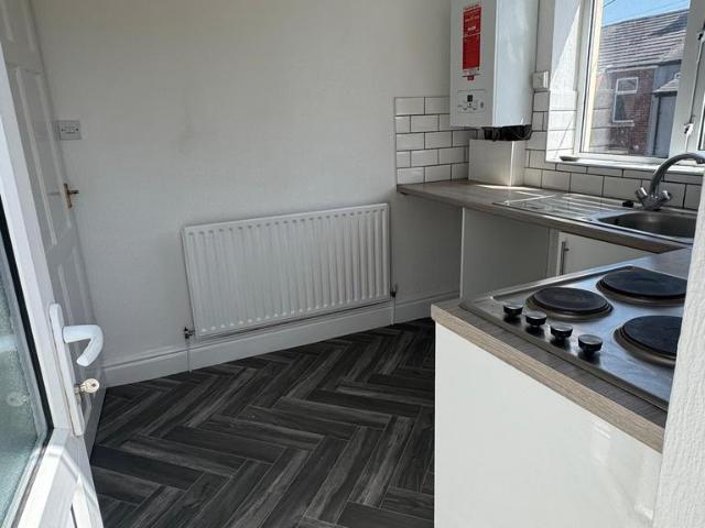 Flat for rent in Squires Gate, Blackpool
