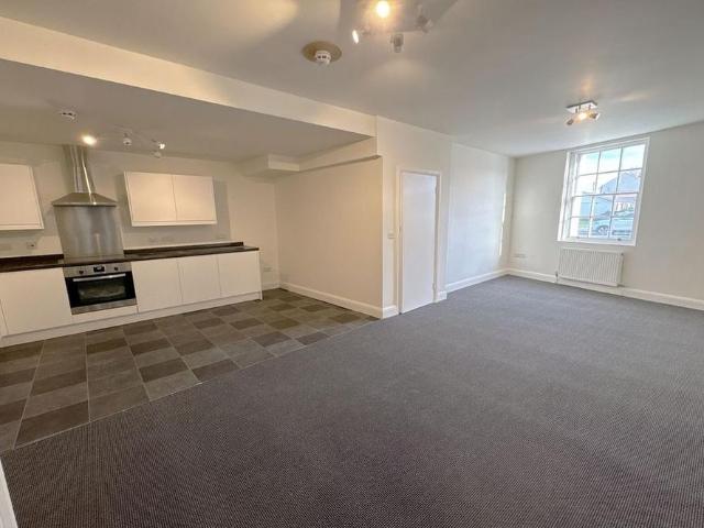 Apartment for rent in Maryport