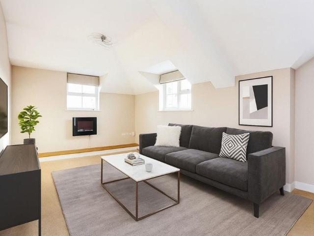 Apartment for rent in Elvetham Heath, Hart