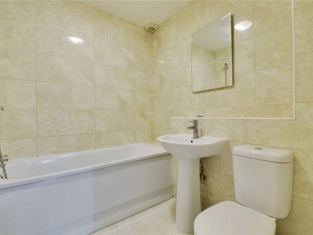 Apartment for rent in Pouchen End, Hertfordshire