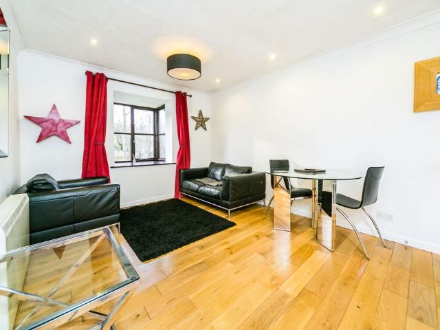 Apartment for rent in Fleet, Hart