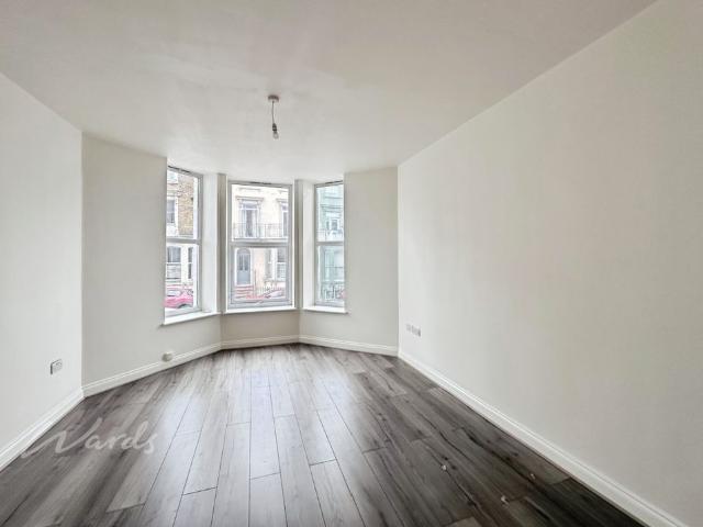 Apartment for rent in Cliftonville West, Acol