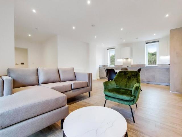 Flat for rent in Greater London