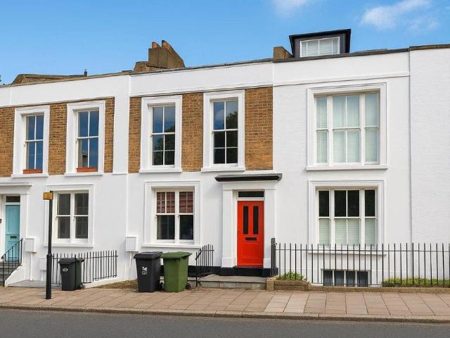 Flat for rent in Greater London