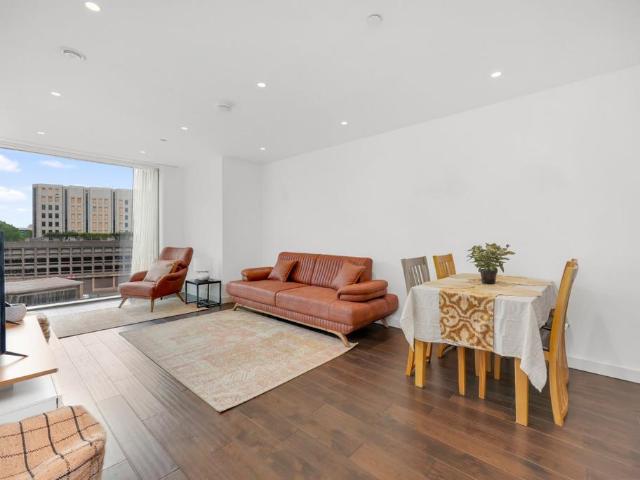 Flat for rent in Tower Liberty, Whitechapel