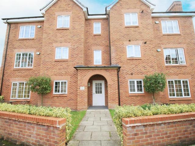 Flat for rent in Greenheys, Greater Manchester