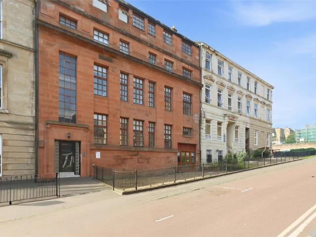 Flat for rent in Garnethill, Scotland