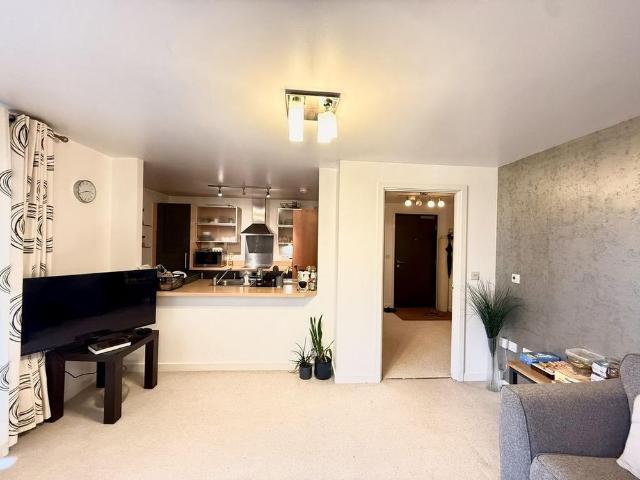 Apartment for rent in Lakenham, East Bank