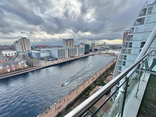 Flat for rent in Salford, Greater Manchester