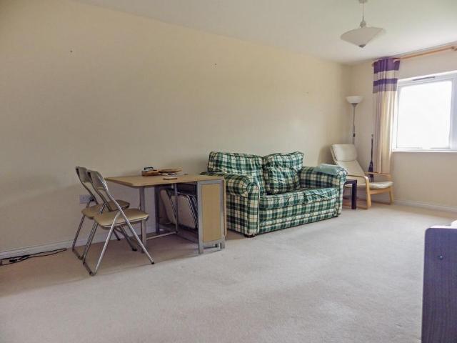 Apartment for rent in Rodbourne, Swindon
