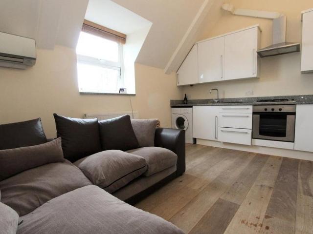Apartment for rent in Hornsey, Greater London