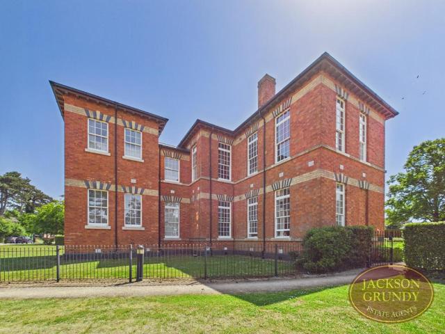 Flat for rent in Upton, Duston