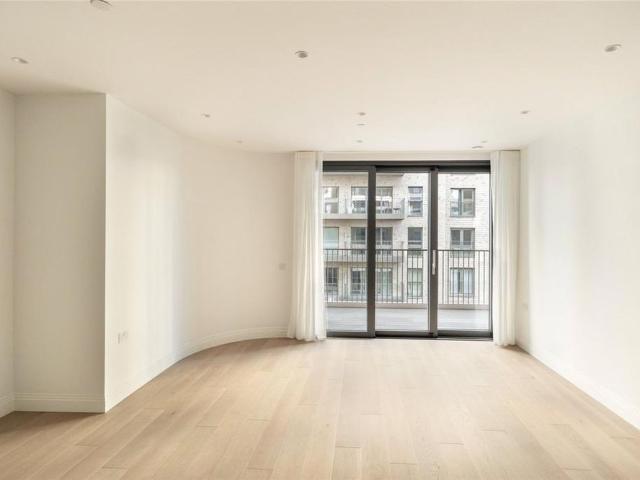 Apartment for rent in Sands End, Greater London
