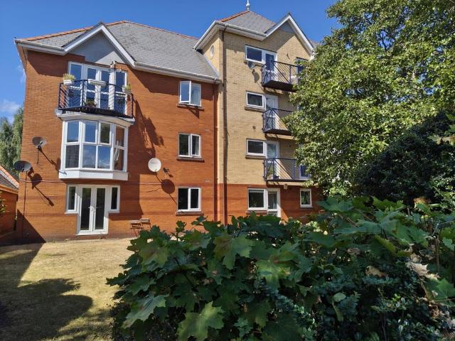 Flat for rent in Salford Quays, Salford