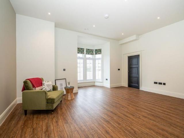 Apartment for rent in Far Headingley, Headingley