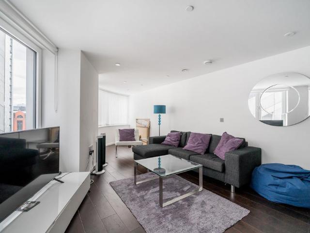 Flat for rent in Finsbury, Greater London