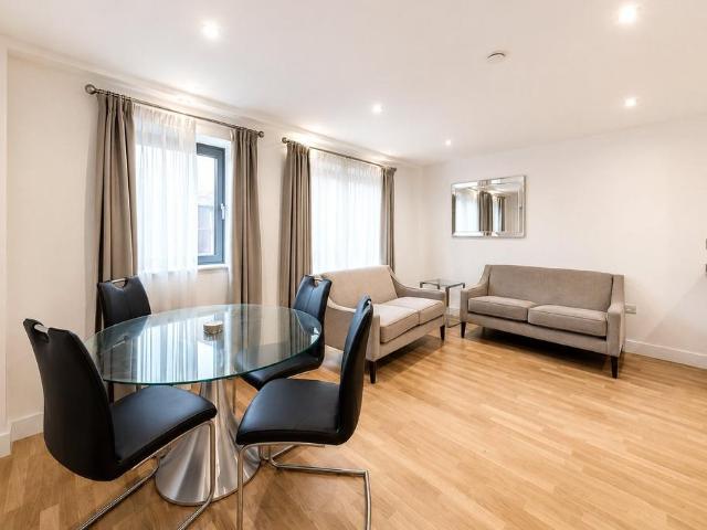 Flat for rent in Leylands, West Yorkshire