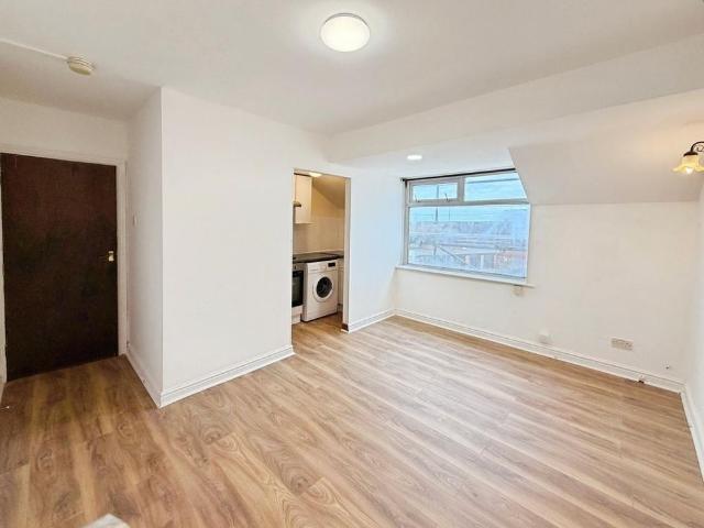 Apartment for rent in Rossall Beach, Cabus
